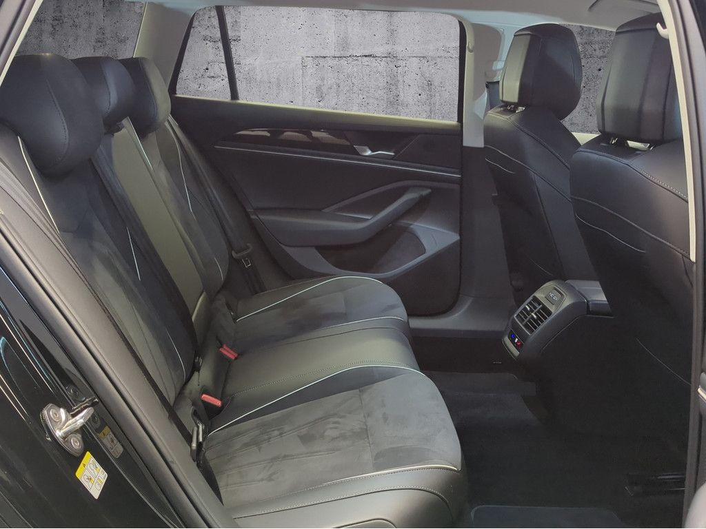 Volkswagen Passat Variant - Bild 10