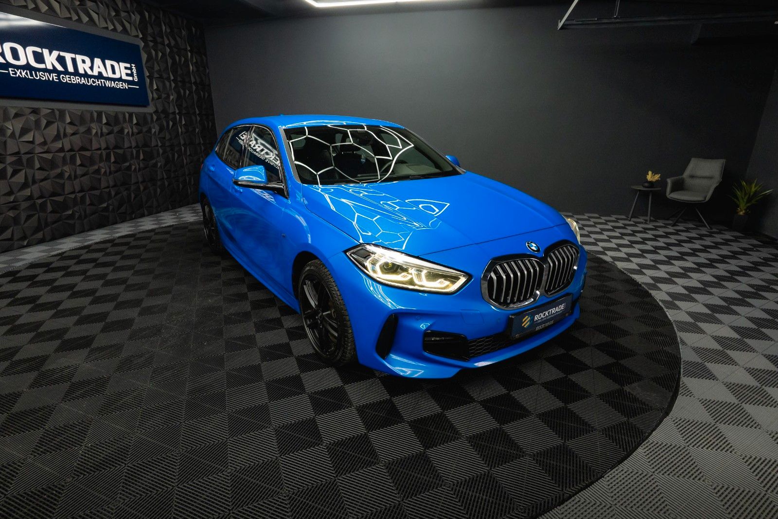 Fahrzeugabbildung BMW 118i M Sport Twin-Turbo Shadow Line *LED*DAB*