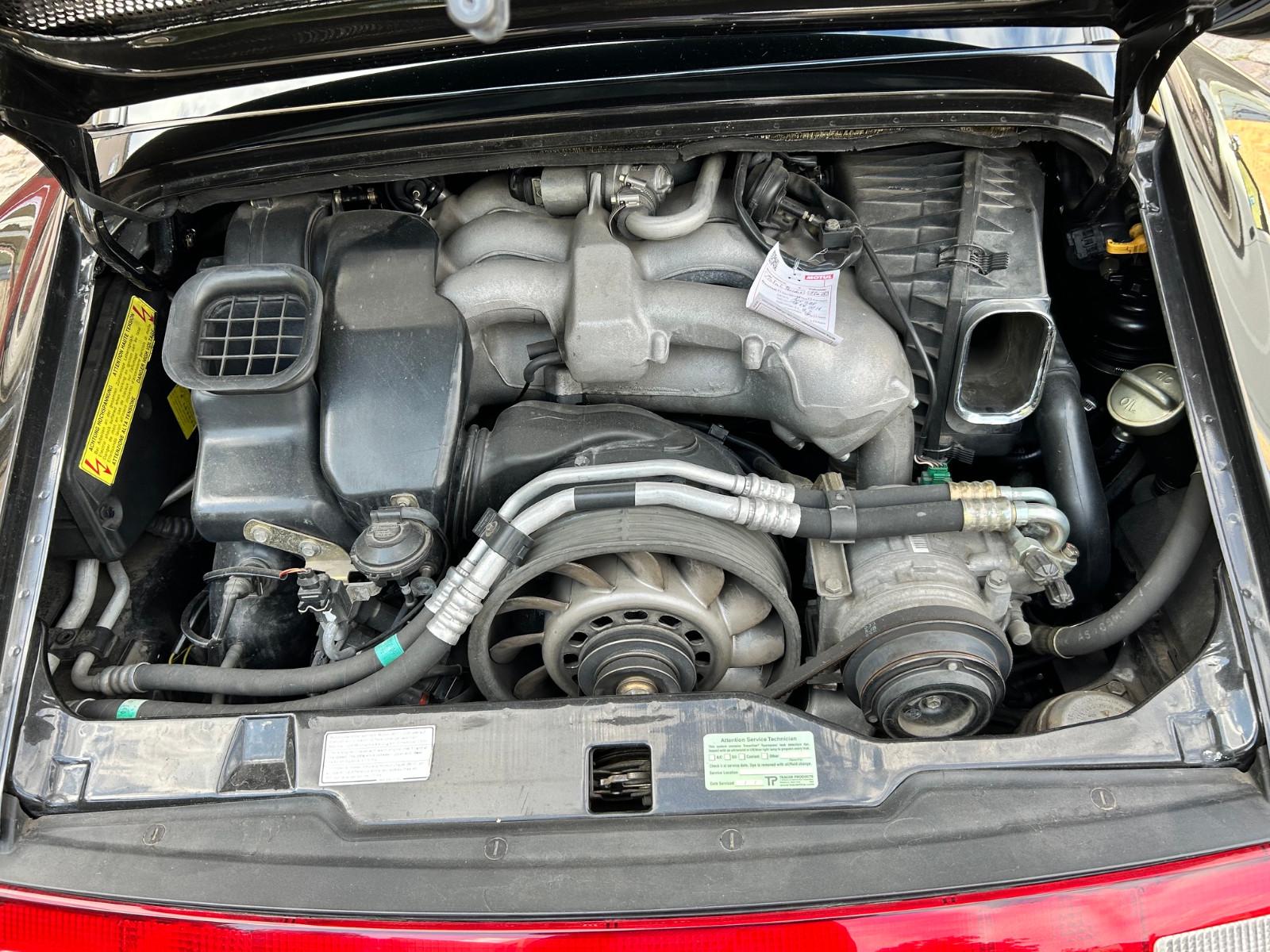 Porsche 993 Targa - Top und im Turbolook!