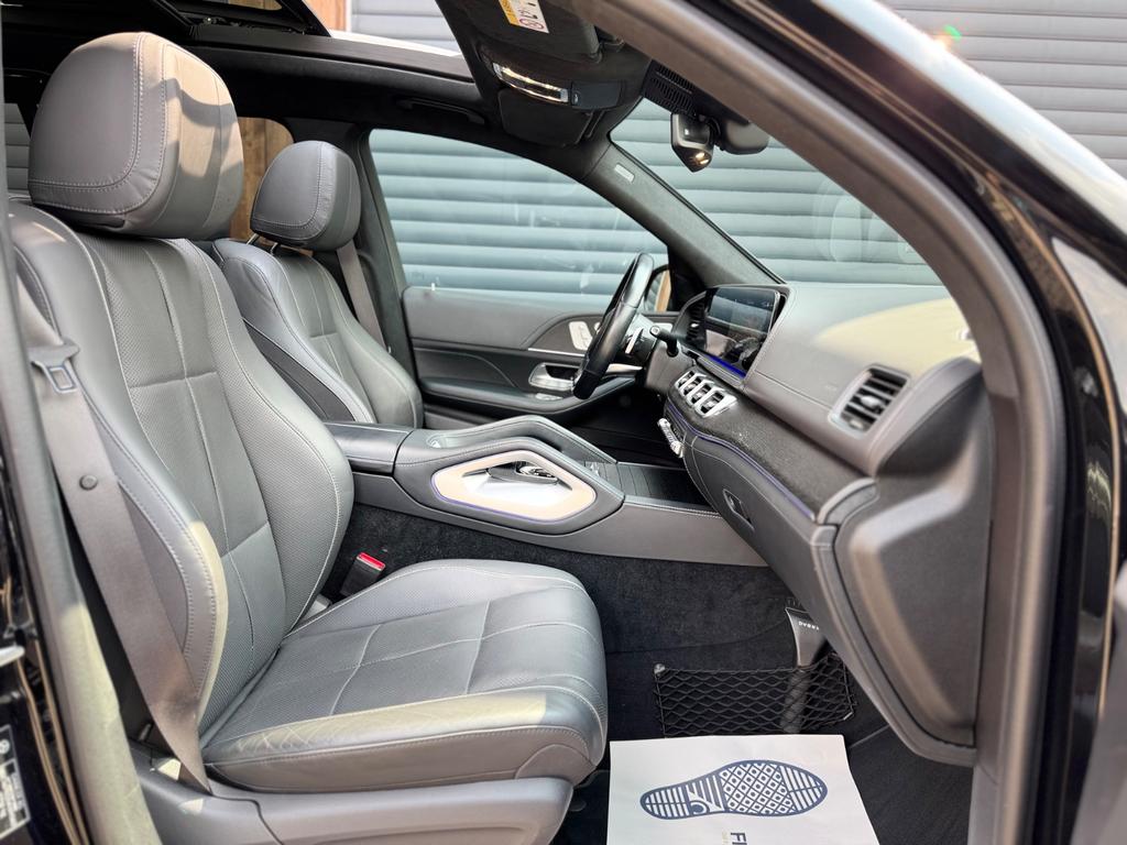 Mercedes-Benz GLS 400