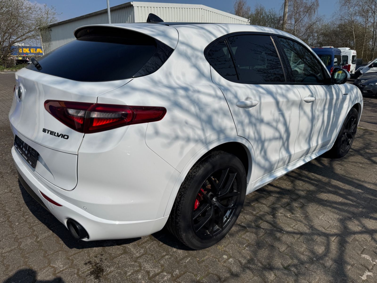 Fahrzeugabbildung Alfa Romeo Stelvio Veloce Q4 Panorama+Leder+LED+Navi+Kamera