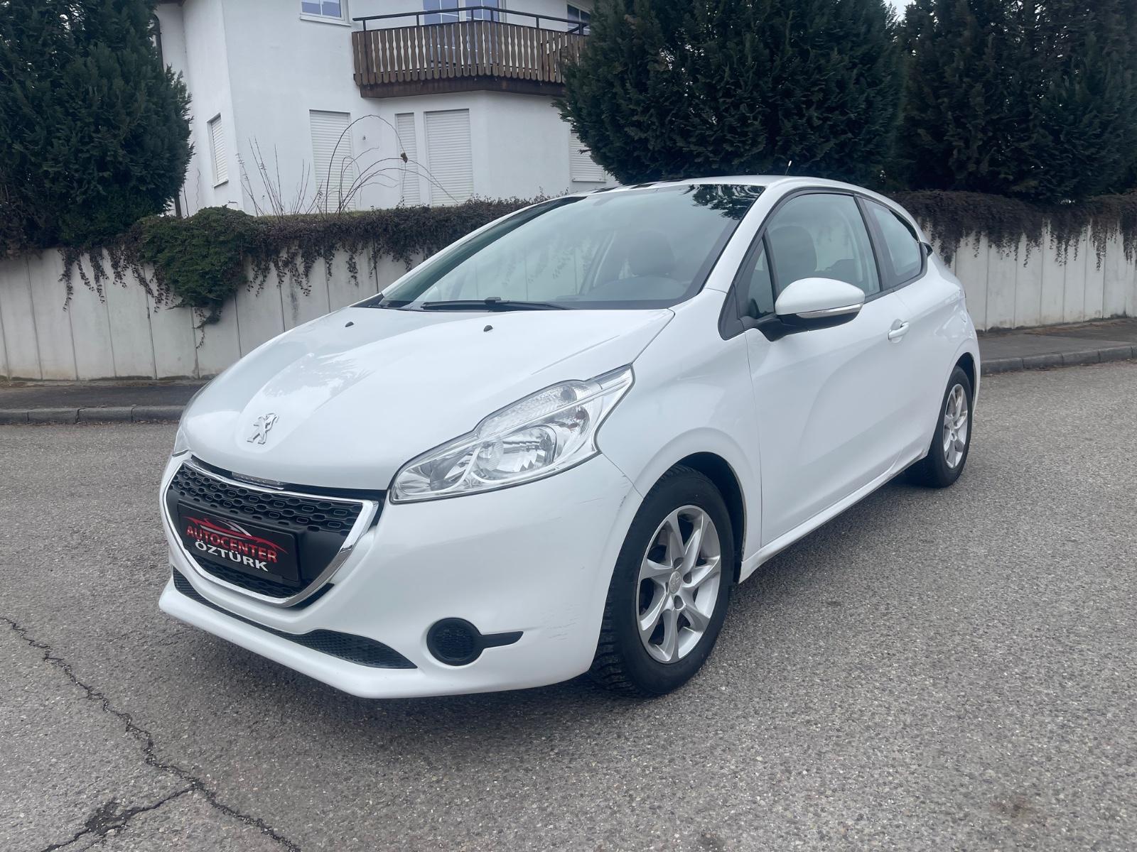 Peugeot 208 ,1.4 Bezin,Tüv 01/2028,Klima,SHZ,Tempomat,
