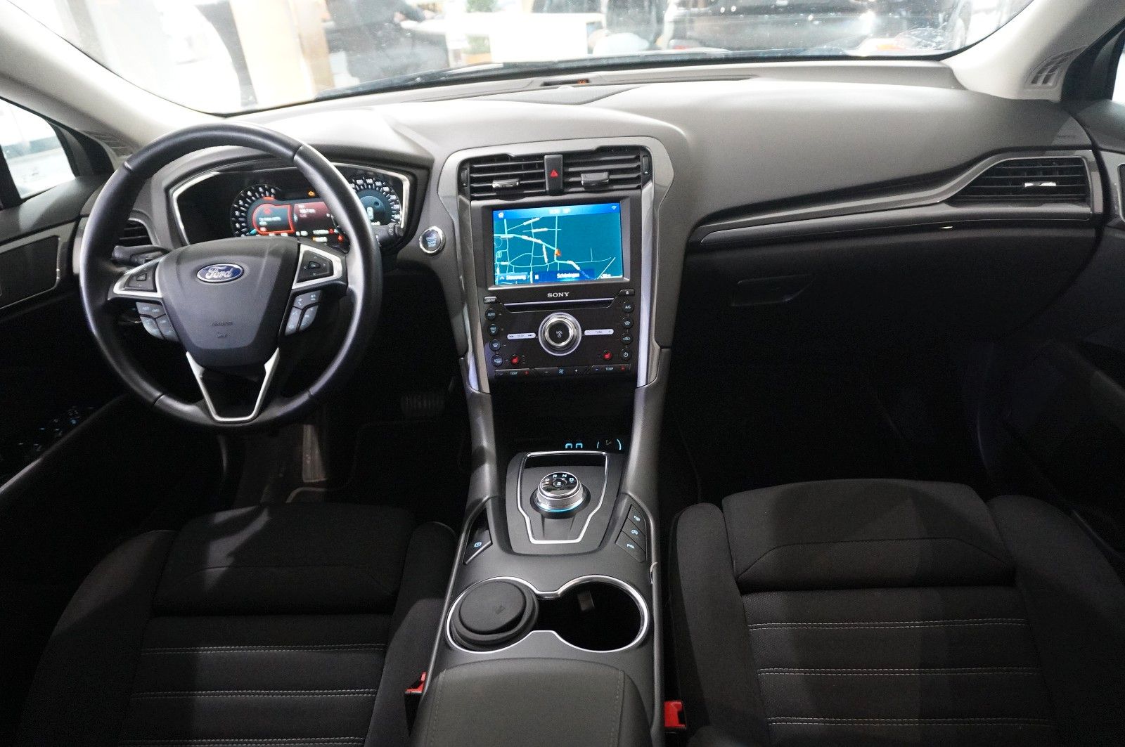 Fahrzeugabbildung Ford Mondeo Turnier 2.0D TITANIUM NAVI/LED/KAMERA/AHK