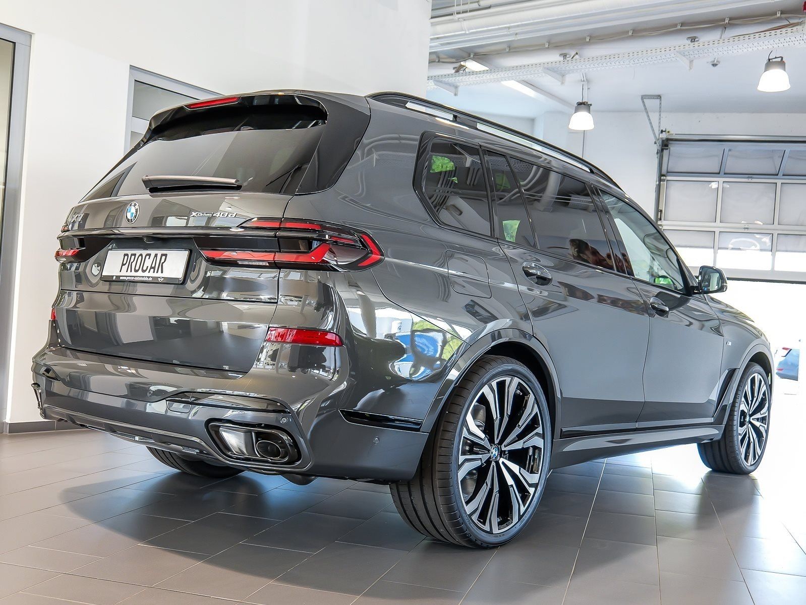 BMW X7 - Bild 2