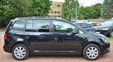 Volkswagen Touran Life Klimaautomatik Standheizung 7 Sitze - VW Touran Gebrauchtwagen in Chemnitz