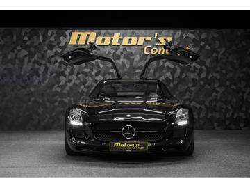 2010 Mercedes-BENZ SLS AMG — фото 4