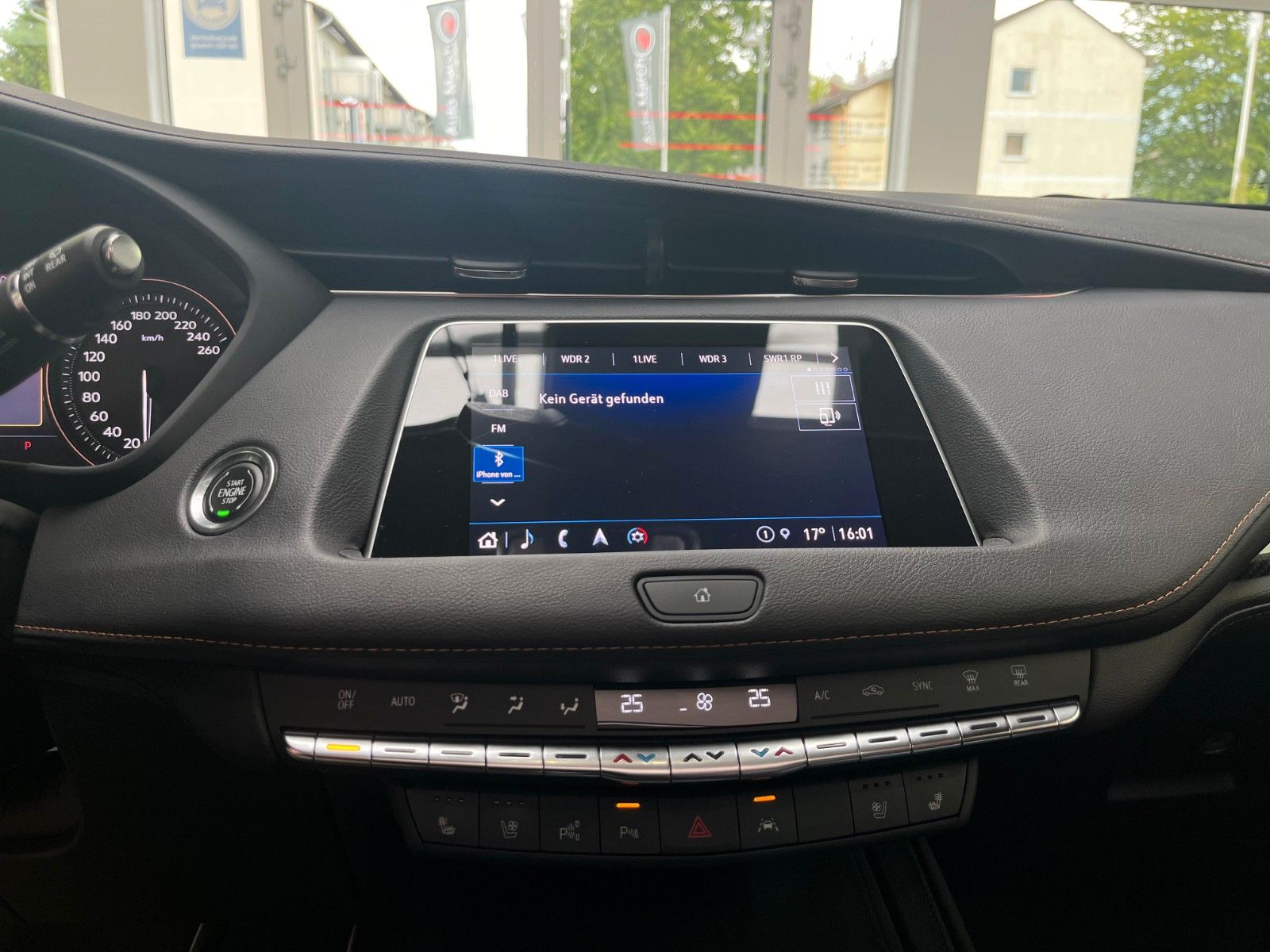 Fahrzeugabbildung Cadillac XT4 Sport AWD