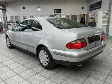 Mercedes CLK 200 - 2