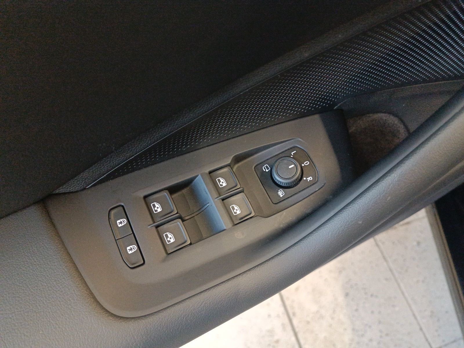 Volkswagen Passat - Bild 16