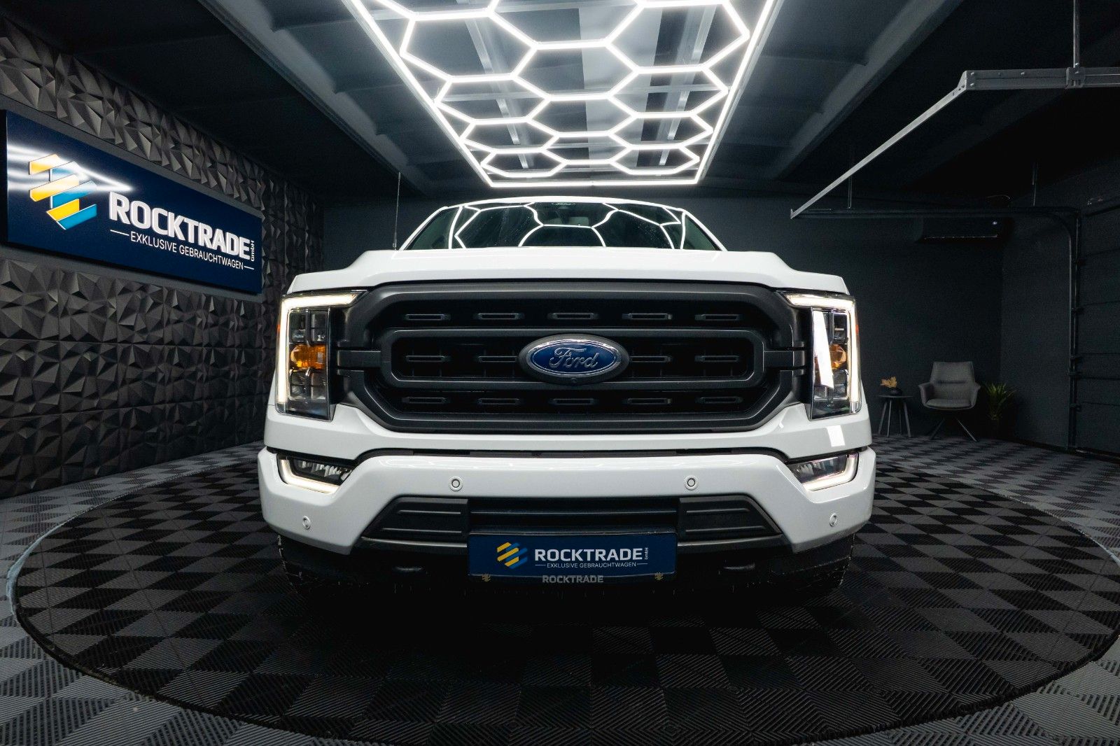 Fahrzeugabbildung Ford F150 5.0L V8 4x4 Offroad Sport Unfallfrei 19%VAT