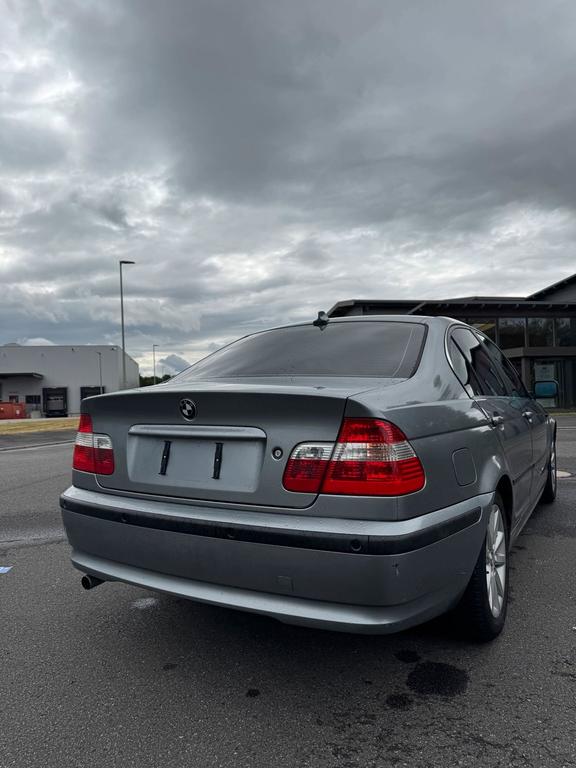 BMW 318