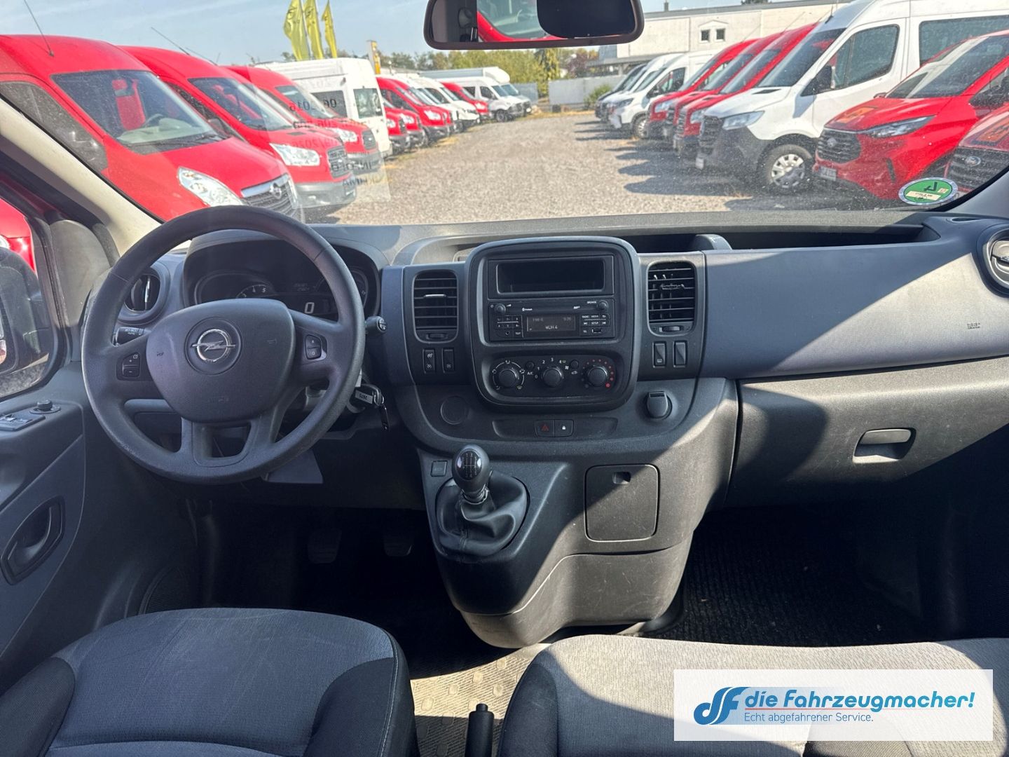 Fahrzeugabbildung Opel Vivaro B Kombi Combi 9Si. L1H1 2,7t *2673 *EXPOR