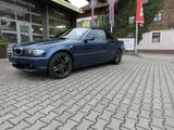 BMW 320i Cabrio - BMW 320 aus 2005: 320i