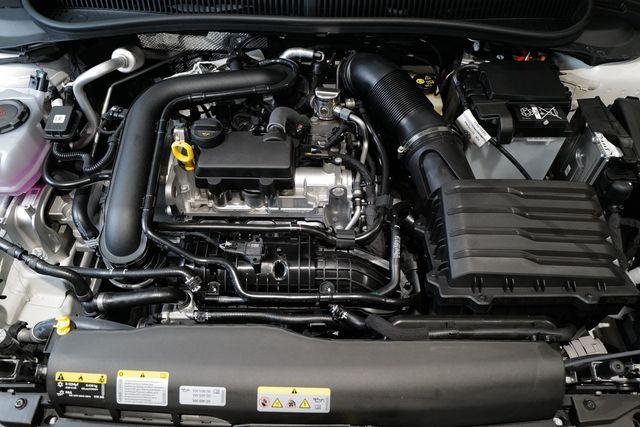 Volkswagen Polo 1.0TSI DSG Energy RKAM ACC LED