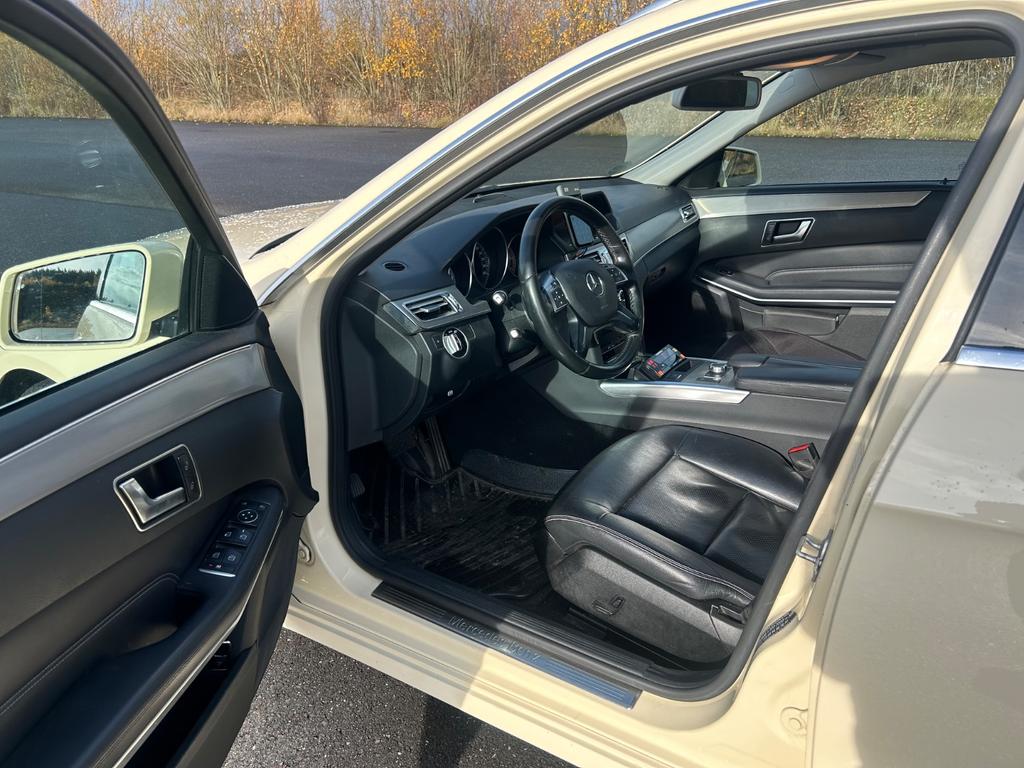 Mercedes-Benz E 200