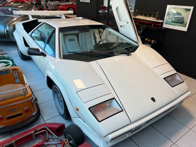 Lamborghini Countach 5000S