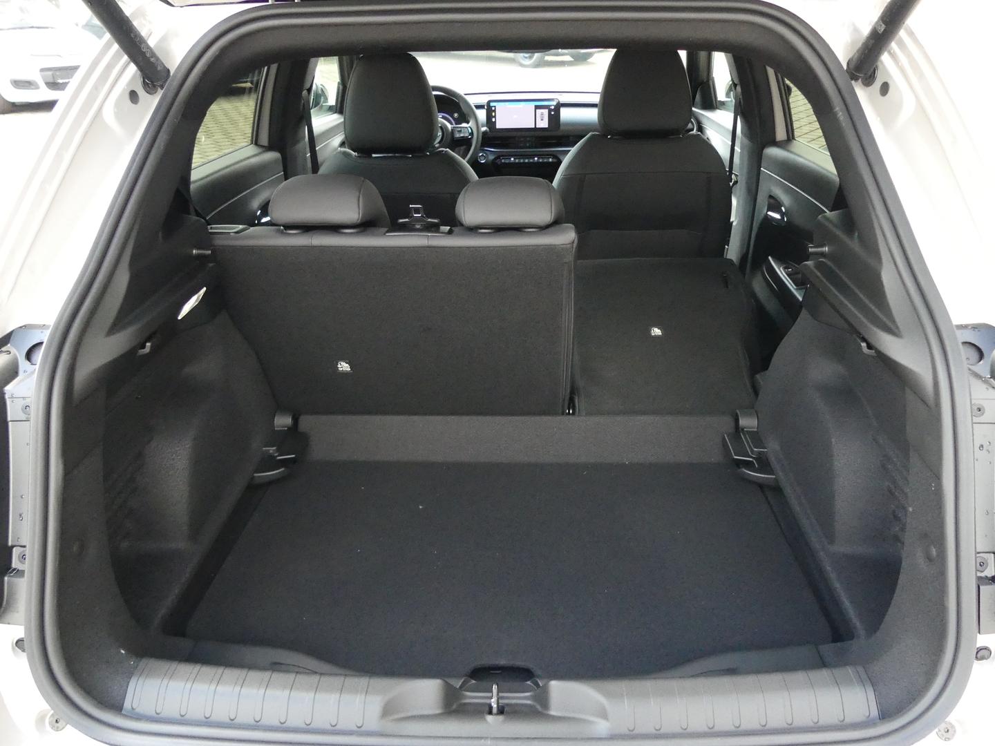 Fiat 600 HYBRID SPORT 1.2 145 PS DCT6 LED NAVI KAMERA