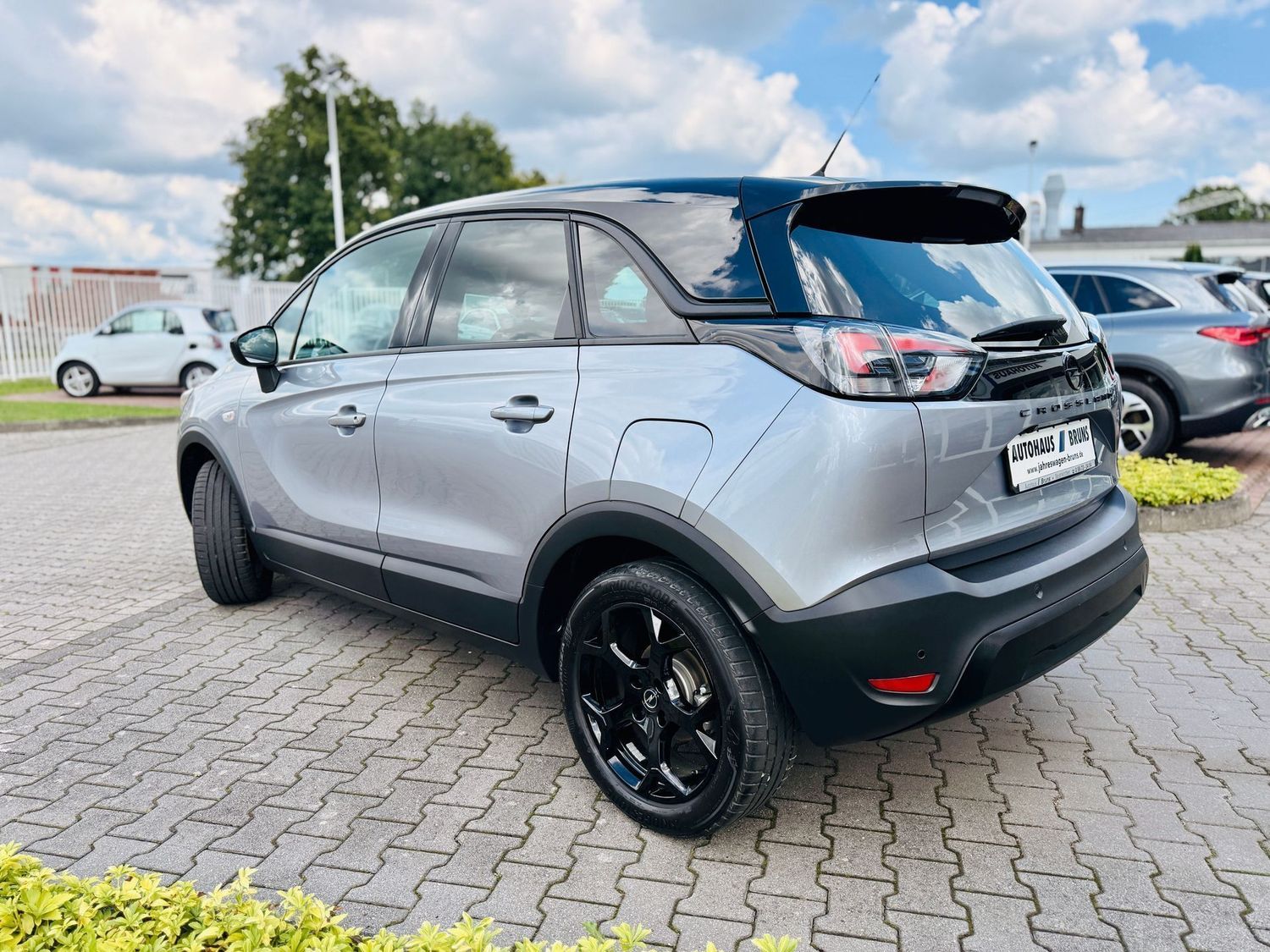 Fahrzeugabbildung Opel Crossland X 1,2 T ENJOY, Navi, ECO-LED, RFK, PTS
