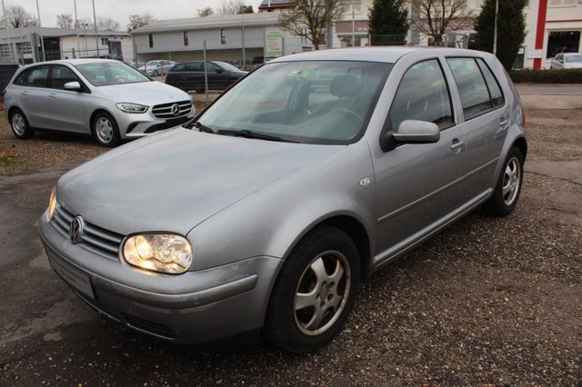 Volkswagen Golf 1.6 Basis*5-türig*Klimaautomatik*Anhängerku