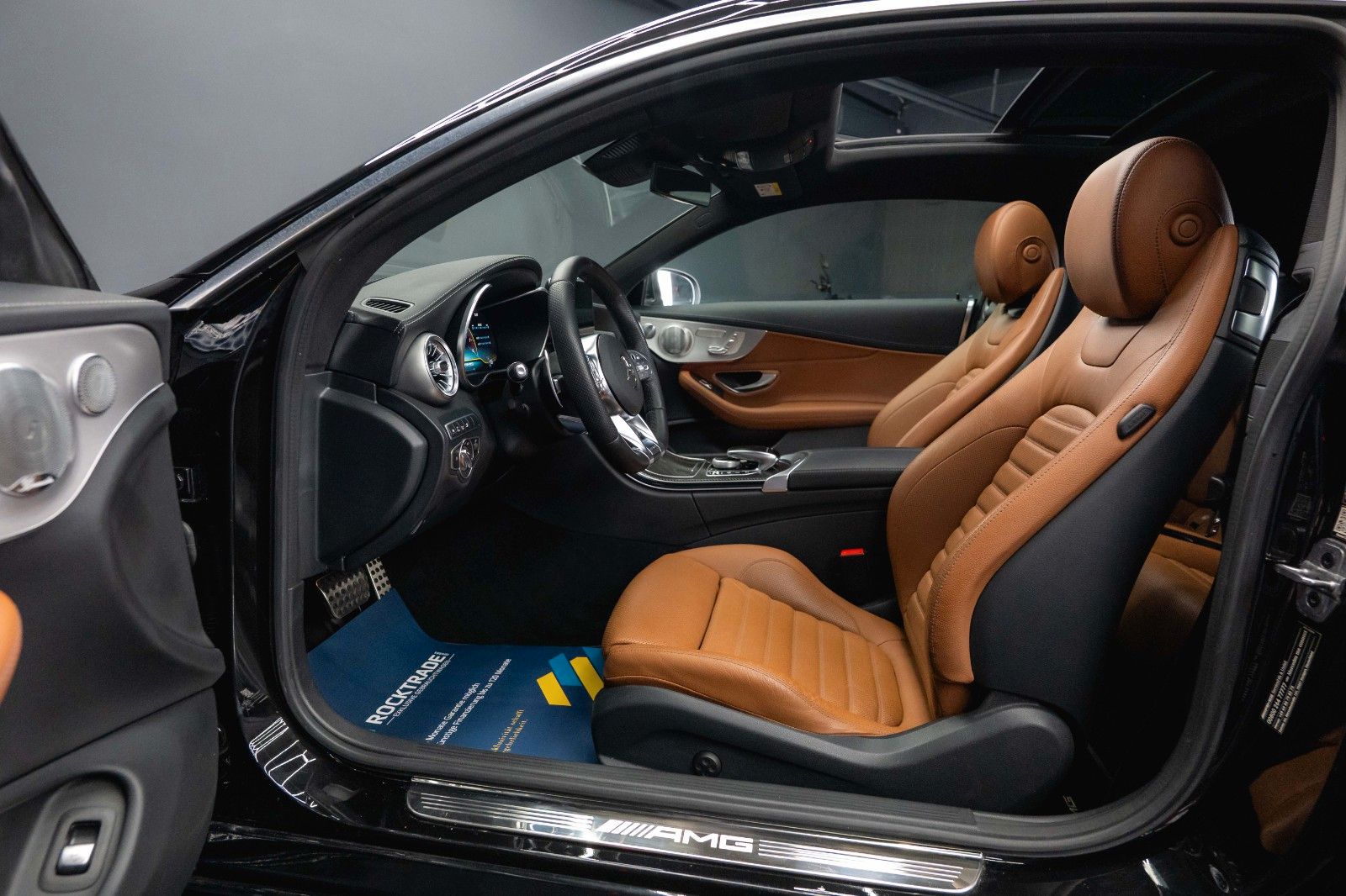 Fahrzeugabbildung Mercedes-Benz C 43 AMG Coupe 4Matic*LED*Virtual*Pano*Burmester