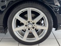 MERCEDES-BENZ C 250 Coupe CGI BlueEfficiency AMG Line