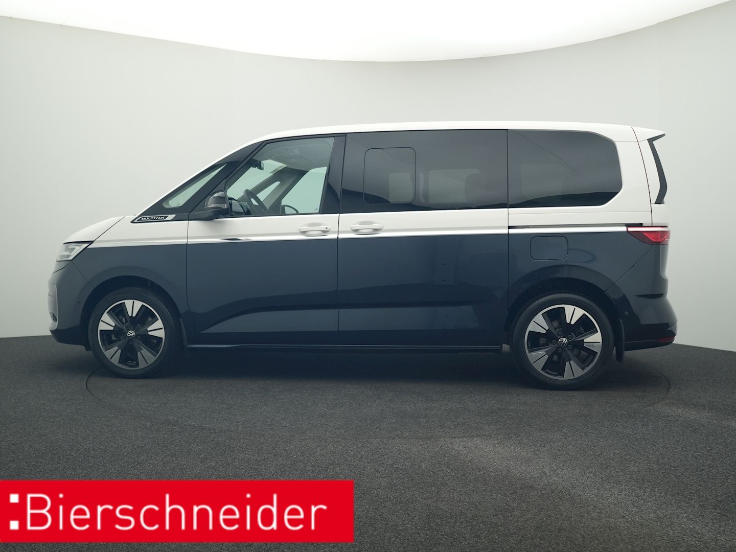 Volkswagen T7 Multivan 2.0 TDI DSG Style 5-J-GAR AHK STANDH imagem 3