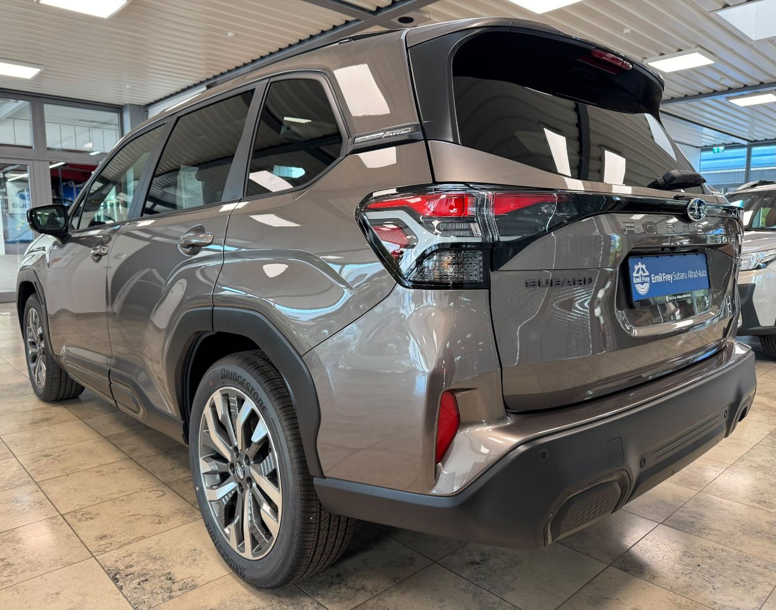 Subaru Forester 2.0ie  AWD Platinum | Leder schwarz imagem 3