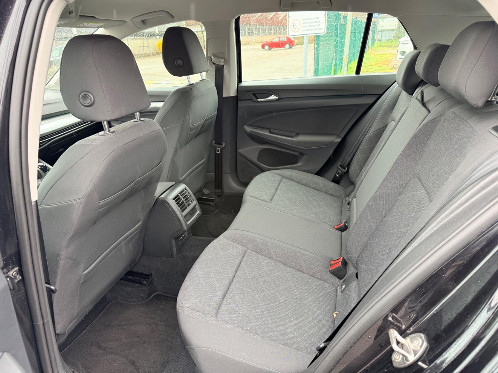 Volkswagen Golf VIII Lim. Life, миниатюра 15