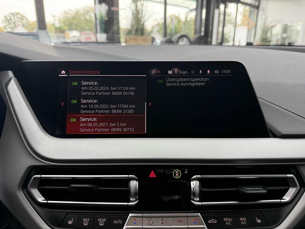 BMW 118 i Advantage, LED, Head-Up, Navi, DAB