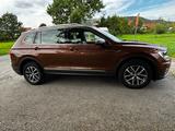 Volkswagen Tiguan Allspace 2.0 TDI SCR 140kW DSG Allrad - VW Tiguan Allspace von privat