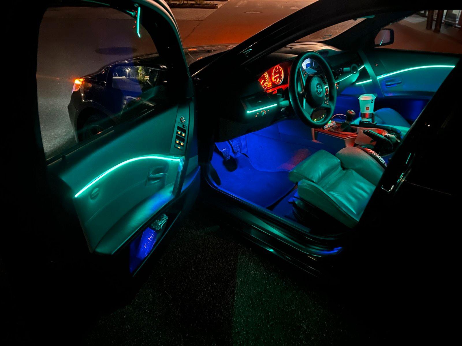 BMW 525 2004 — interior