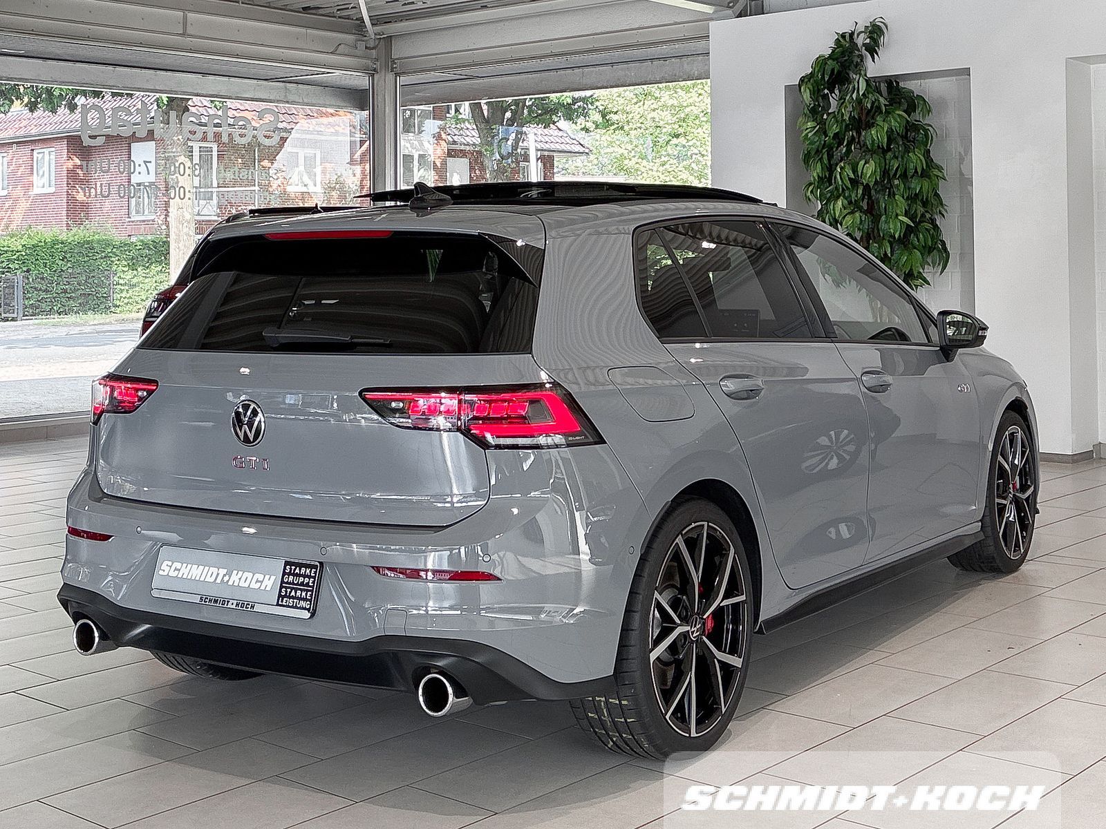 Volkswagen Golf VIII GTI 2.0 TSI OPF DSG Leder Head-up Navi foto 3