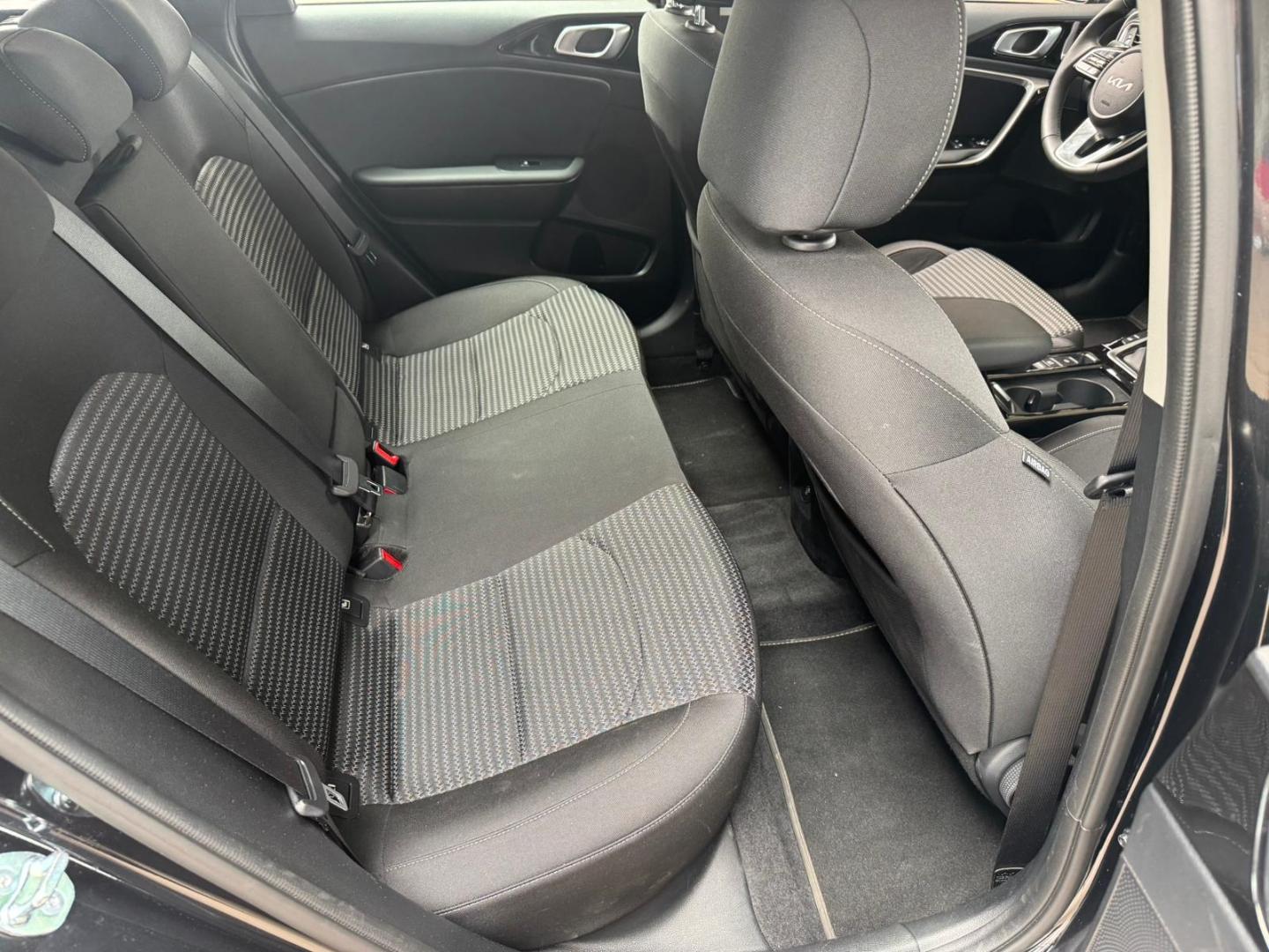Kia Ceed_sw Sportswagon Spirit 1.5T 140 DCT7 SPI STD