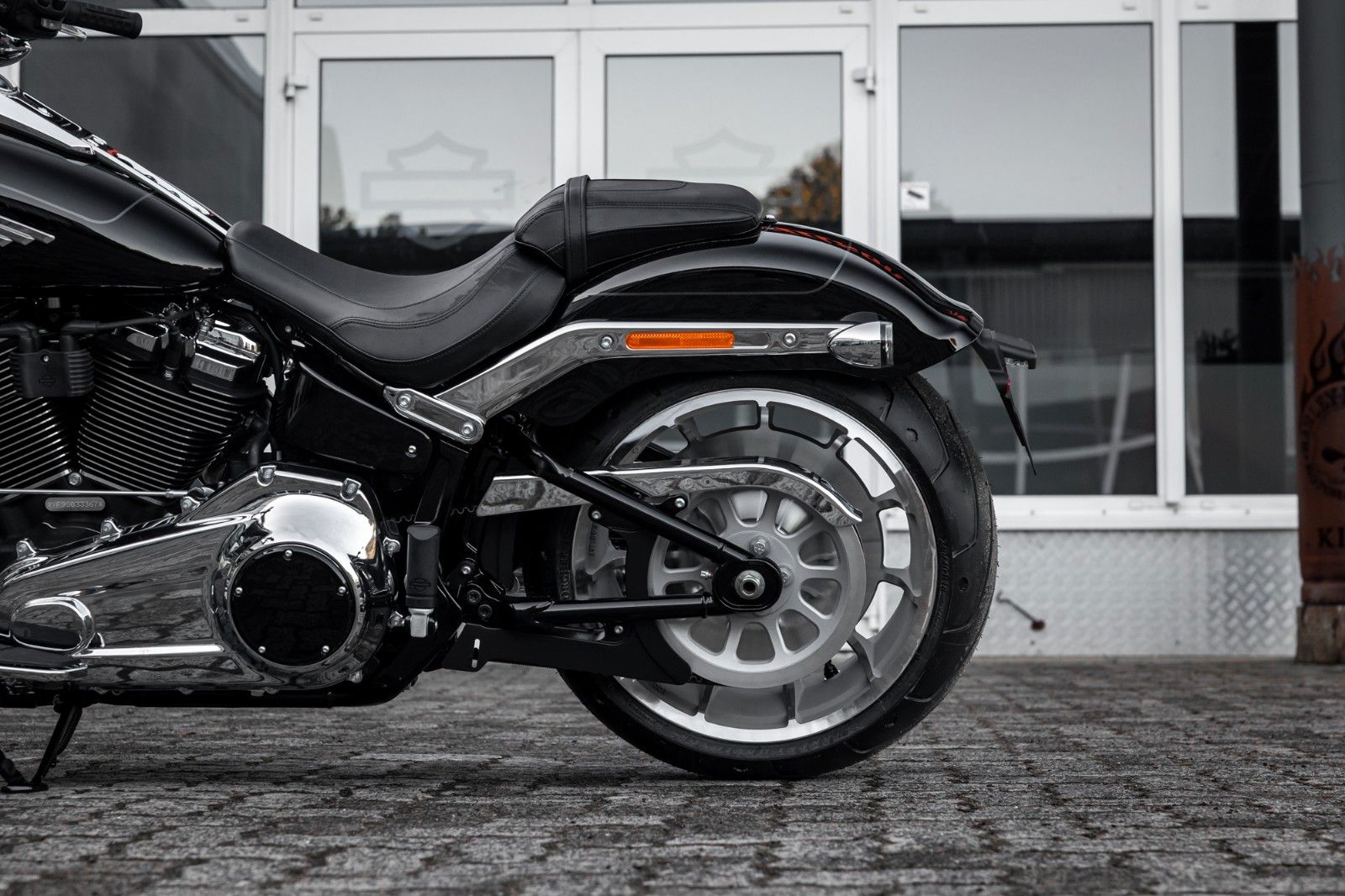 Fahrzeugabbildung Harley-Davidson FAT BOY FLFB 117 ci - MY25 - Sofort verfügbar!