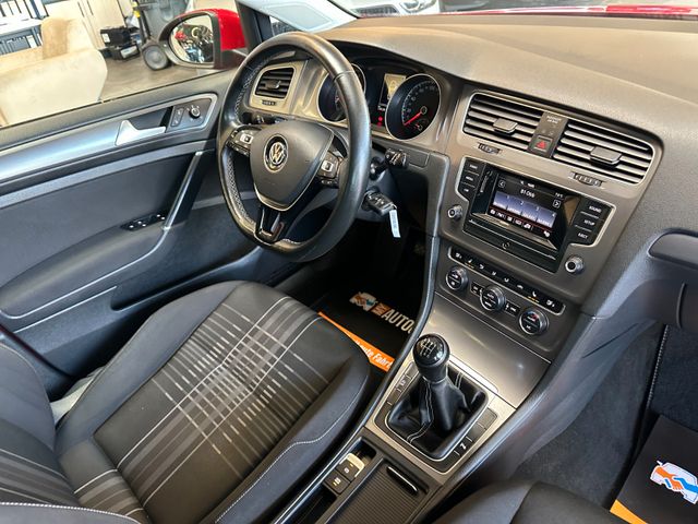 Volkswagen Golf VII Lim. Lounge BMT *PDC*