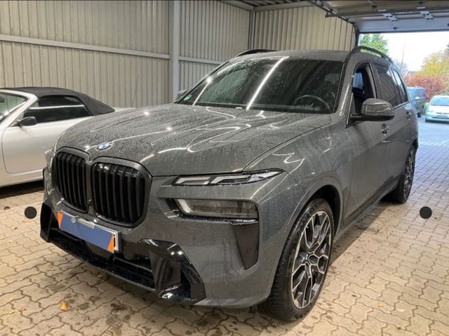 BMW X7 xDrive 40 d M Sport Pro |22-ZOLL|7 SITZE|AHK