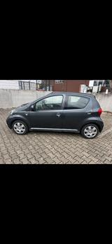 Toyota Aygo 1,0 City Hu-SNeu  SHeft - Toyota mit Benzin-Antrieb: Schaltgetriebe