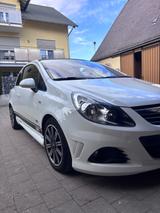 Opel Corsa 1.4 Sport  - Opel Corsa aus 2010: Sport