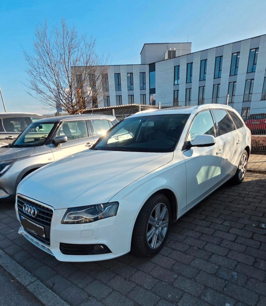 Audi A4 2013 — interior
