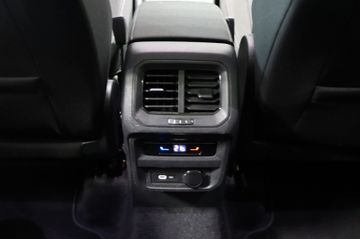 Volkswagen Tiguan Allspace 1.5 Life AHK Panodach 7-Sitze