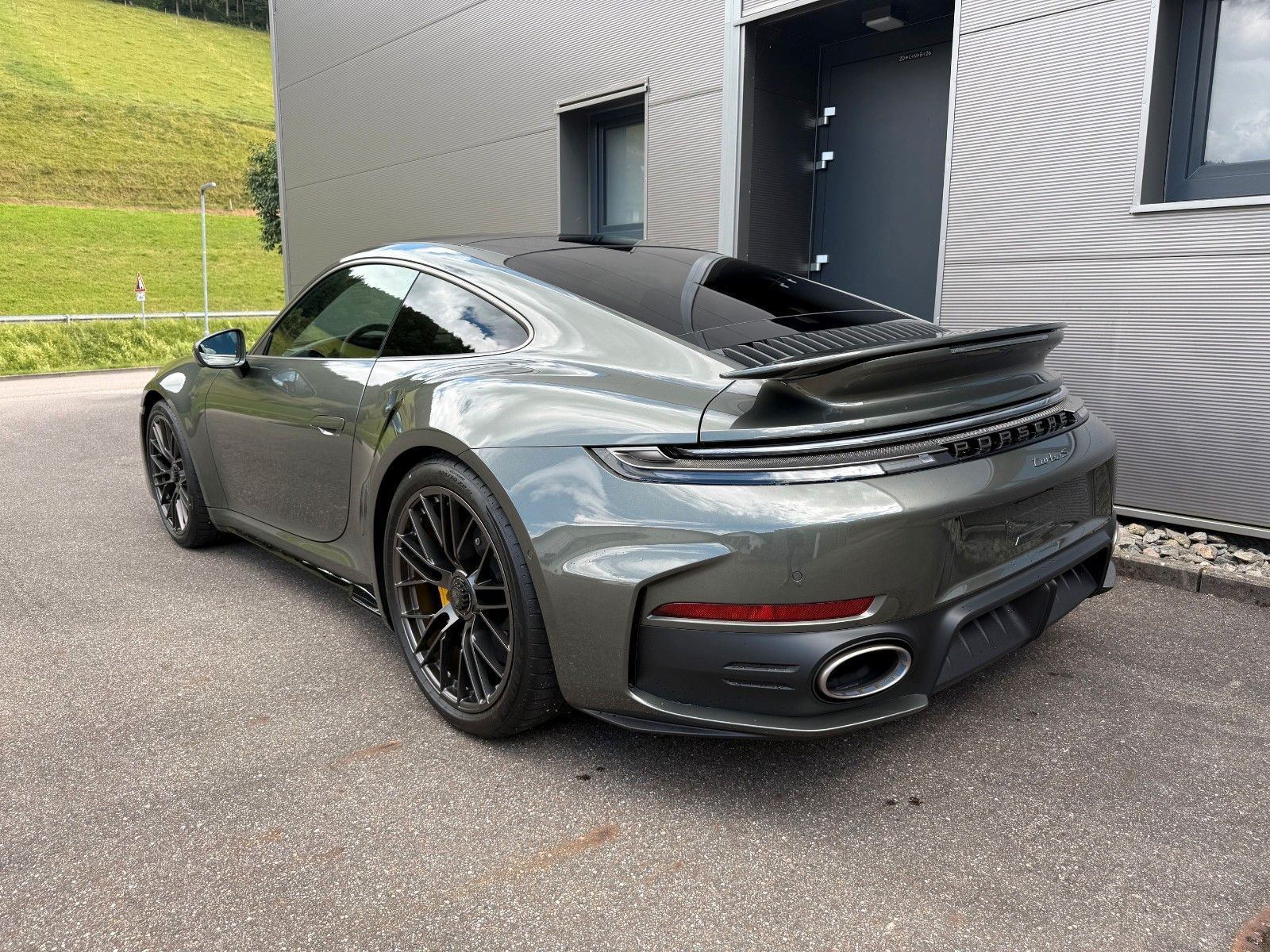 Porsche 992 Turbo S imagem 3