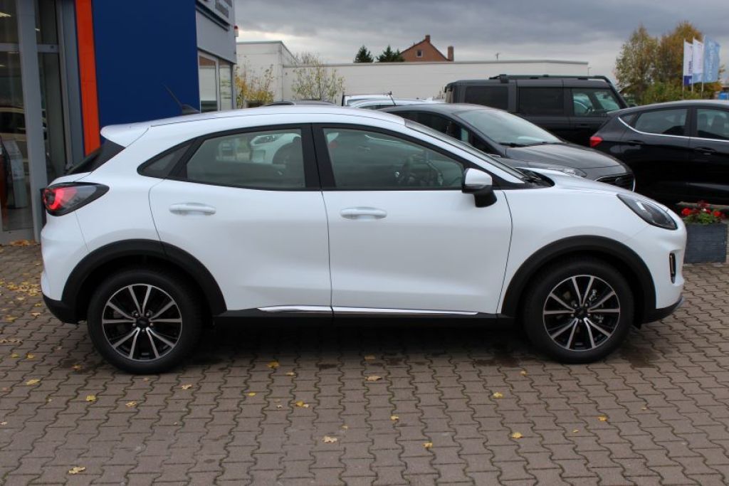 Fahrzeugabbildung Ford Puma Hybrid TITANIUM