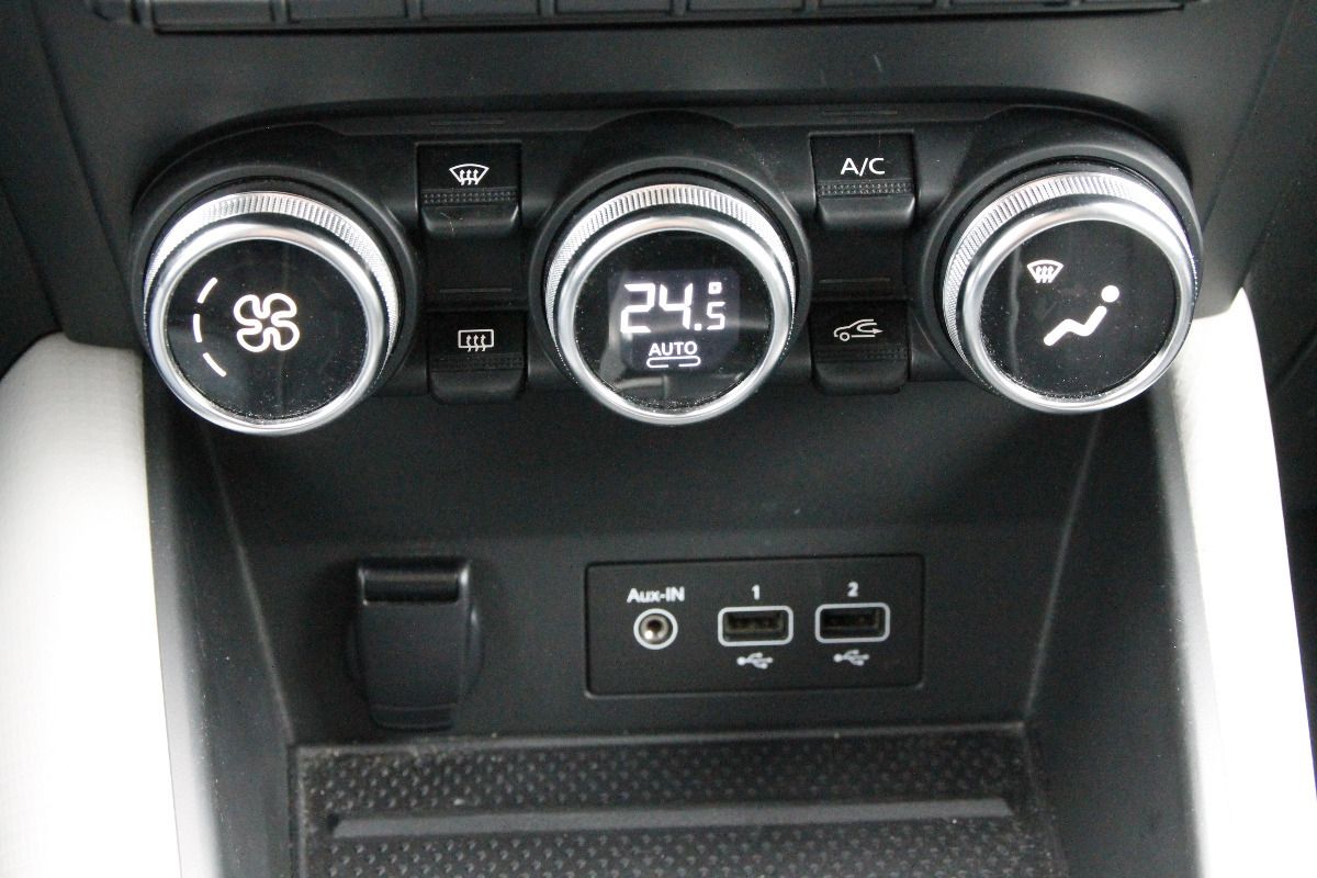 Fahrzeugabbildung Renault Captur EDITION ONE E-TECH PLUG-IN 160