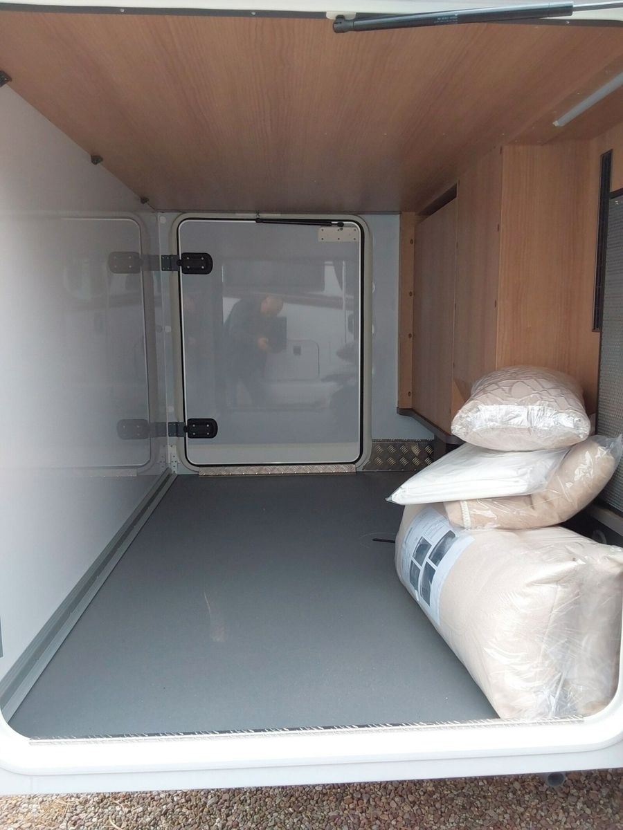 Fahrzeugabbildung Carthago c-compactline I 143 LE Fiat, TV, Navi, Rückfahrk