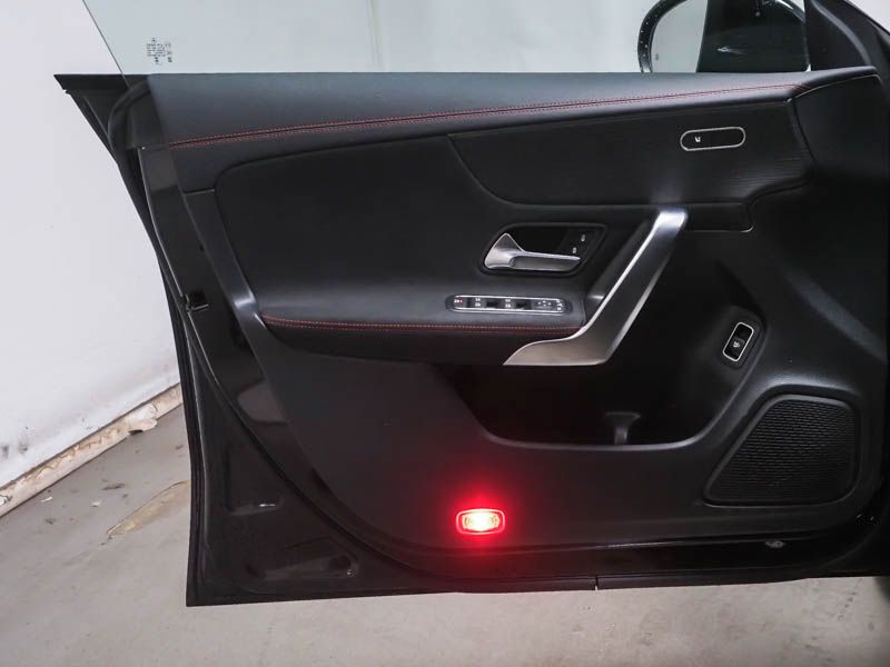 Fahrzeugabbildung Mercedes-Benz CLA 200 Coupé AMG Night Totwi. LED 360° KeyLess