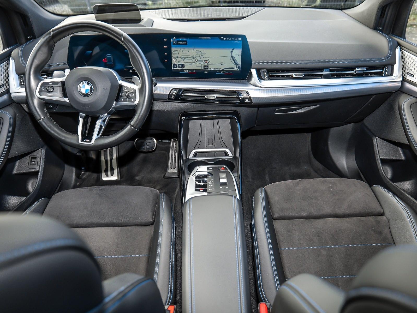 BMW 220i Active Tourer M Sport HUD AHK RFK NAVI LED