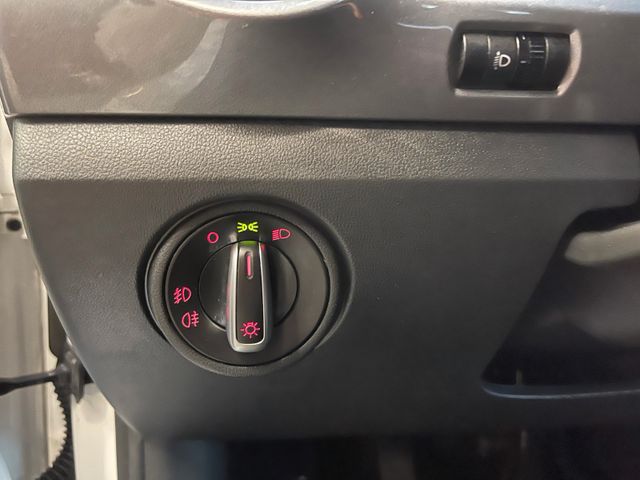 MYAUTOCENTER – Gebraucht- und Jahreswagen mit Werkstattservice in Pfaffenhofen Seat Mii Style *2. Hand*Klima*PDC*TÜV*Unfallfrei*