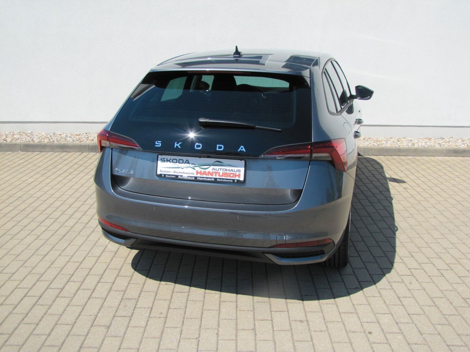 Fahrzeugabbildung SKODA Scala Tour 1.5l TSI 150PS 7-Gang DSG