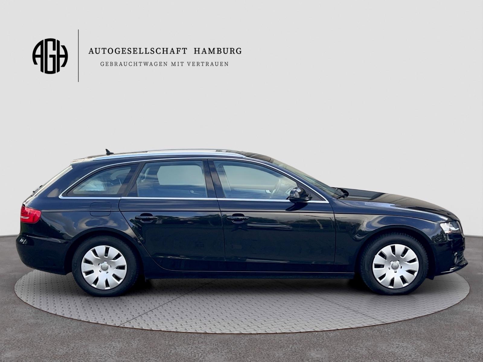 Audi A4 2009 — photo 8