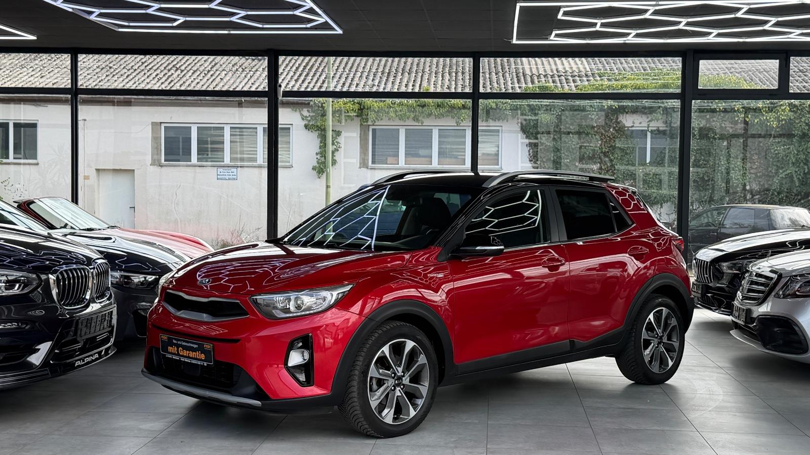 Kia STONIC PLATINUM EDITION NAVI KEYLESS KAMERA 1-HD